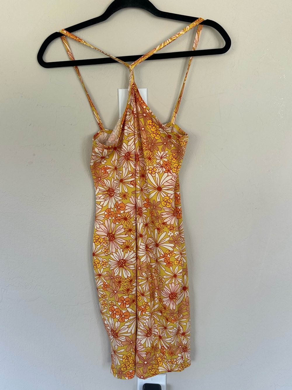 Heart Hips yellow and orange floral print mini dress Size Small  (1667)